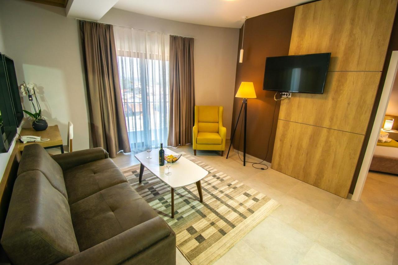 Hotel Hills Ulcinj Exterior foto
